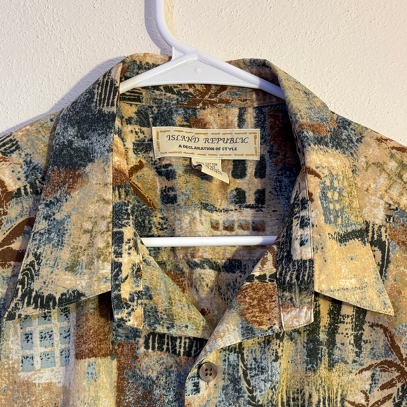 Island Republic XL Tropical Print Hawaiian Men's pocket Shirt - Picture 3 of 7